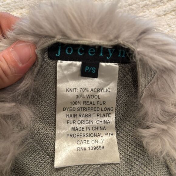 Jocelyn Waterfall rabbit Fur Vest size S in EUC (A) - Picture 3 of 6